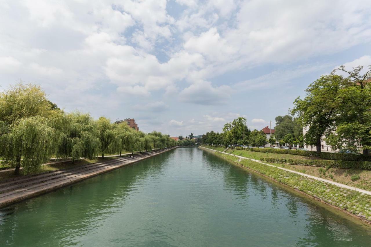 Mansarda Apartment Любляна Экстерьер фото